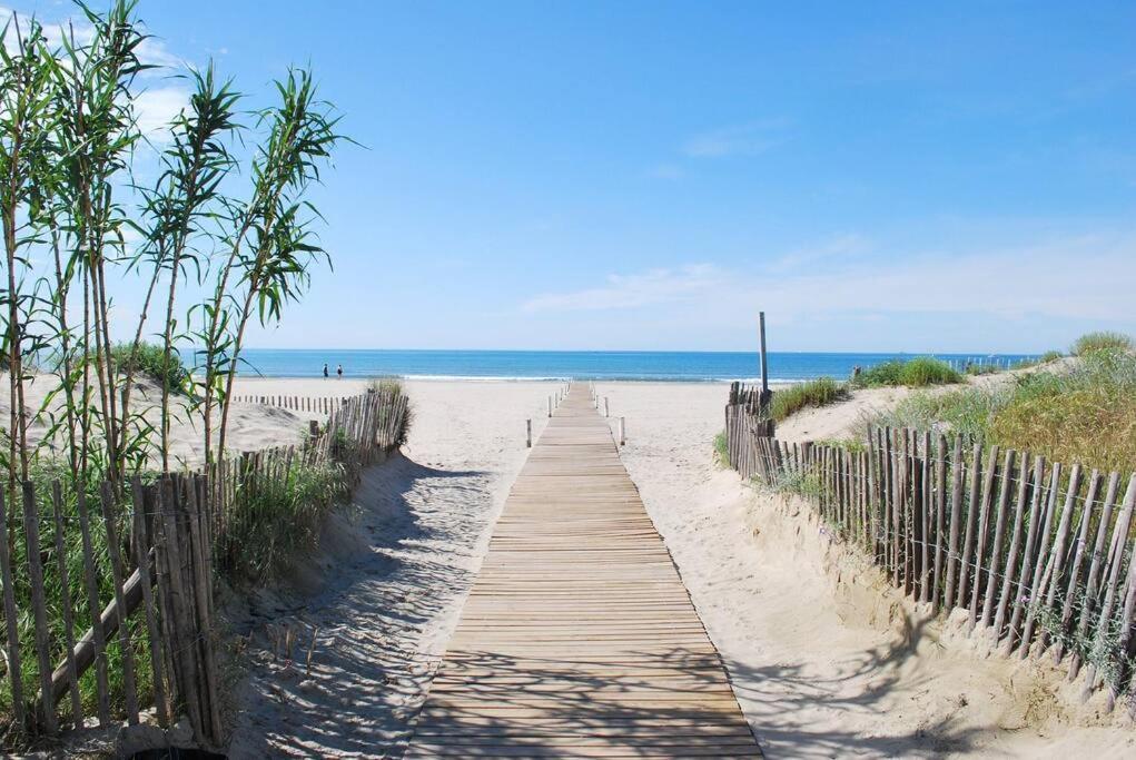 De 50m2 A 2 Pas Du Port Et Plage! Apartment *